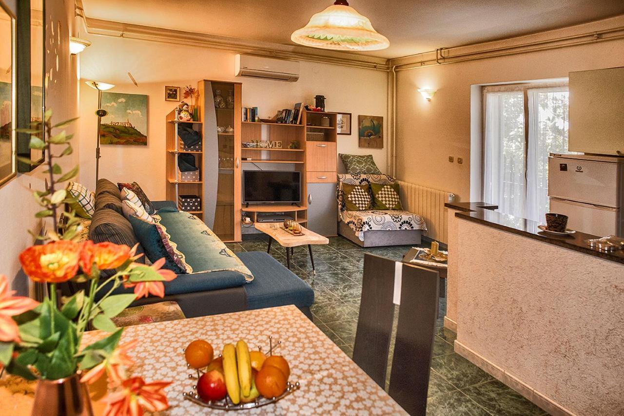 Apartment Lori Fazana Bagian luar foto