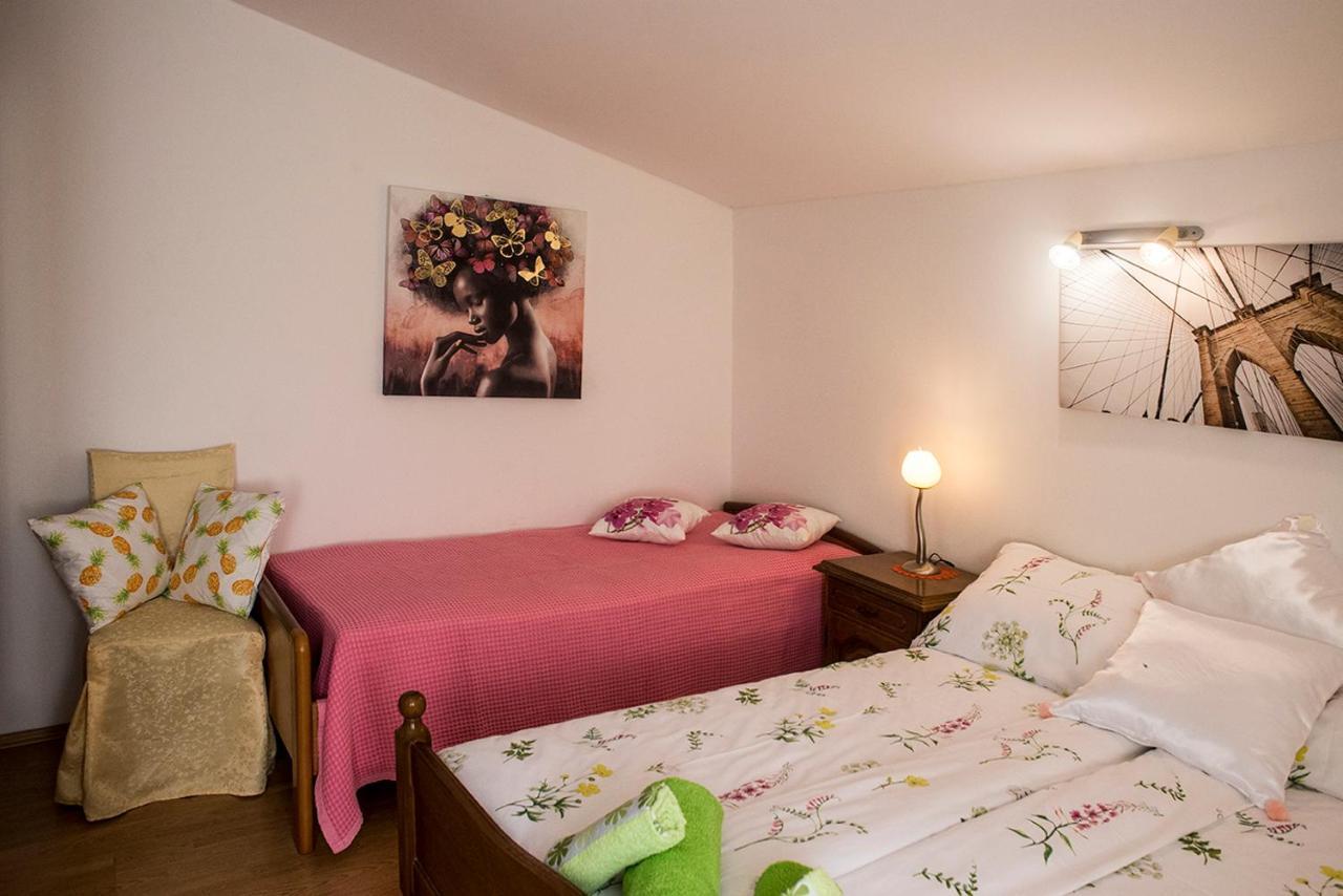 Apartment Lori Fazana Bagian luar foto
