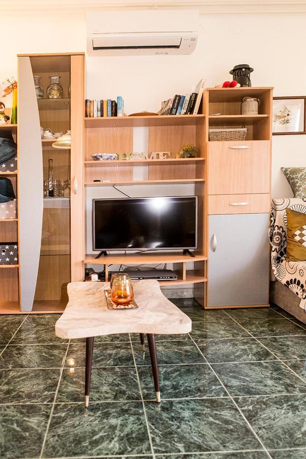 Apartment Lori Fazana Bagian luar foto