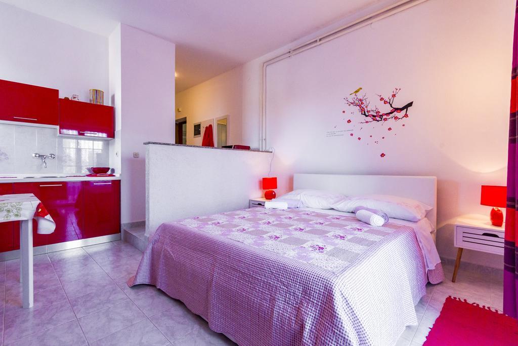 Apartment Lori Fazana Bagian luar foto